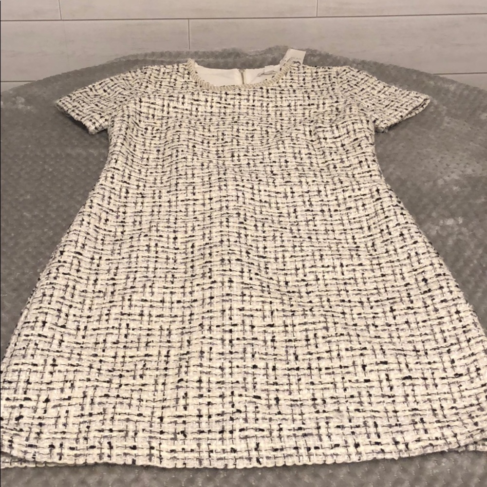 Women’s woven dress